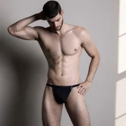 NU Nu|Thongs*Thong Black